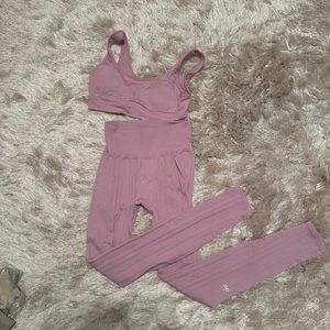Pink Alo set
